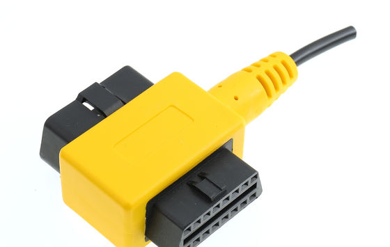 Het op zwaar werk berekende J1939-Mannetje aan Vrouwelijke Uitbreidingsobd Kabel voor Voertuiggateway installeert