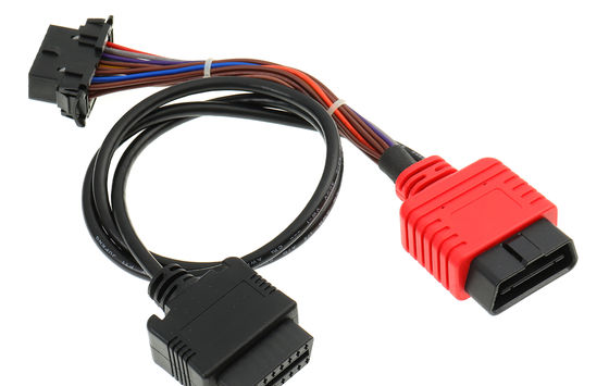 Het op zwaar werk berekende J1939-Mannetje aan Vrouwelijke Uitbreidingsobd Kabel voor Voertuiggateway installeert